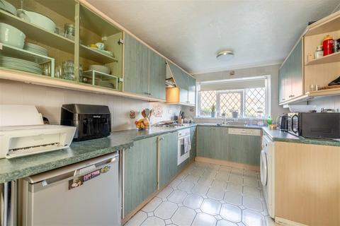 38 Keeler Close, Windsor, SL4 4NL