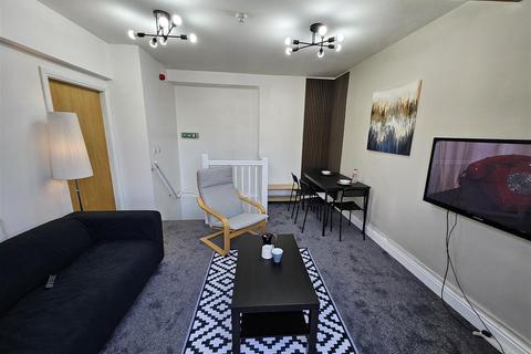 4 bedroom private hall to rent, Ullswater Road, Lancaster LA1