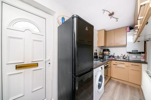 3 bedroom terraced house for sale, Huddersfield Road, Elland HX5