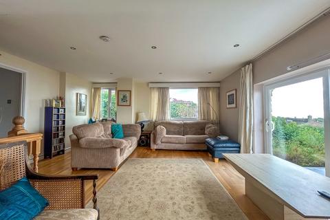 95 Hillside Road, Portishead, Bristol, BS20 8LJ