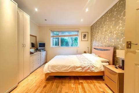 95 Hillside Road, Portishead, Bristol, BS20 8LJ