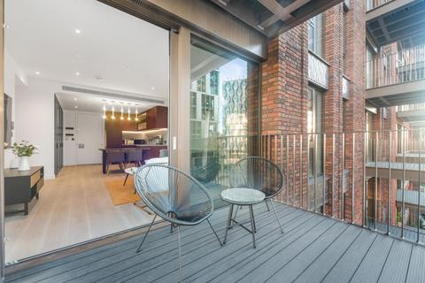 2 bedroom flat for sale, The Modern, Embassy Gardens, Nine Elms,  SW11