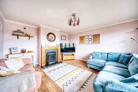 38 Elm Close, Yatton, Bristol, BS49 4EL