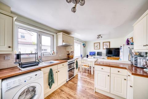 38 Elm Close, Yatton, Bristol, BS49 4EL