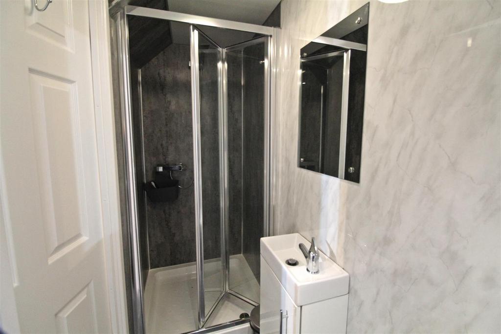 Shower room2.jpg