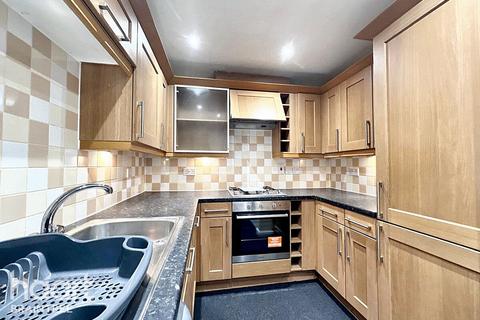 2 bedroom flat for sale, Malyon Close, Braintree