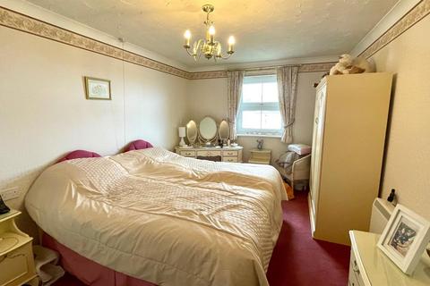 2 bedroom retirement property for sale, Clarence Road, Llandudno