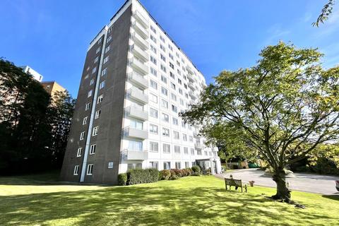 2 bedroom apartment for sale, Lakeside, Kingston Upon Thames KT2