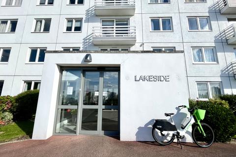 2 bedroom apartment for sale, Lakeside, Kingston Upon Thames KT2