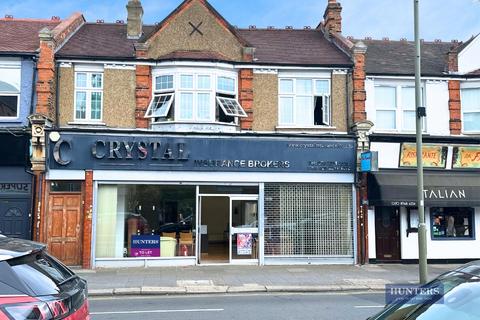 Property to rent, Queens Parade, Friern Barnet Road, London