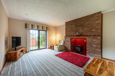 3 Central Grove, Cambuslang, Glasgow, G72 8BX