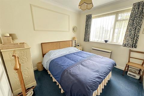 2 bedroom flat for sale, Dean Park