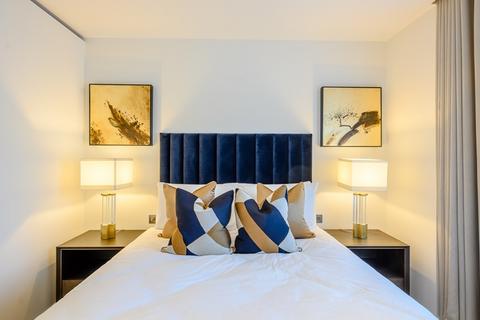 3 bedroom flat to rent, Garrett Mansions W2