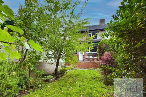 3 bedroom semi-detached house for sale, Vesper Road, Leeds, LS5