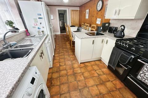 22 Alexandra Road, Burton-on-trent, DE15 0JD