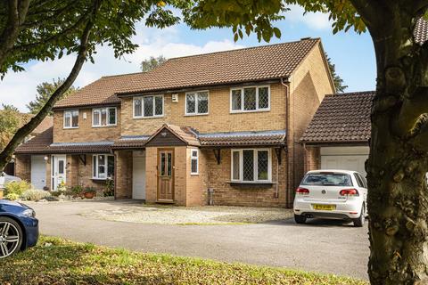 4 bedroom detached house for sale, Fallowfields, Bicester, OX26