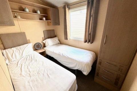 2 bedroom static caravan for sale, St Osyth Beach Holiday Park