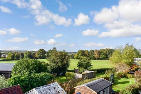 Waterloo Road, Cranbrook, Kent