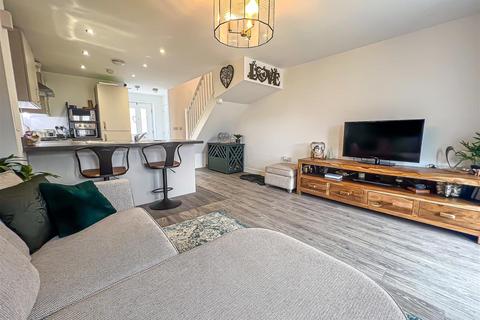 39 Honeypot Way, Walton On The Naze, CO14 8FH