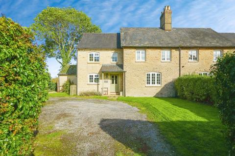 4 bedroom semi-detached house for sale, Buckland Road, Bampton OX18