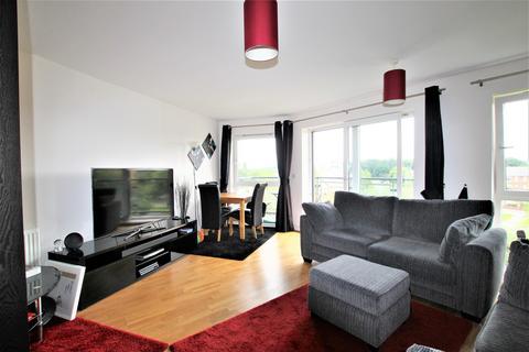 2 bedroom flat to rent, Commonwealth Drive, Crawley, West Sussex. RH10 1AU