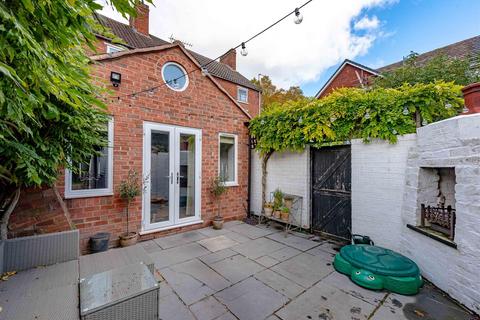 3 bedroom end of terrace house for sale, 16 Clifton Road, Stockwell End, Tettenhall, Wolverhampton, WV6 9AP