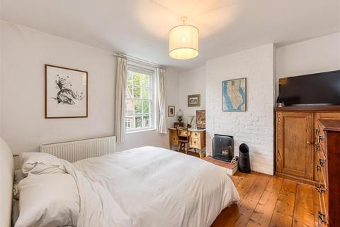 16 Clifton Road, Wolverhampton, WV6 9AP