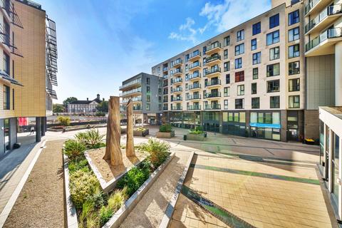 1 bedroom flat for sale, Cardinal Place, Woking, GU22