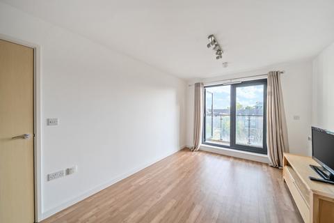 1 bedroom flat for sale, Cardinal Place, Woking, GU22