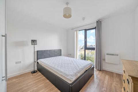 1 bedroom flat for sale, Cardinal Place, Woking, GU22