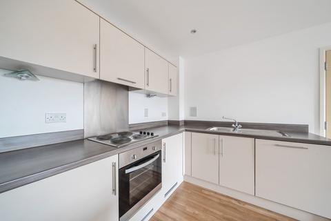 1 bedroom flat for sale, Cardinal Place, Woking, GU22