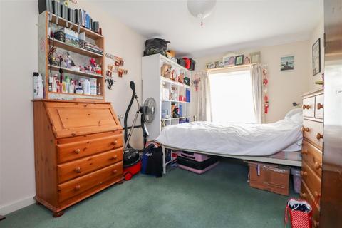 1 bedroom retirement property for sale, Jasmine Court, Horsham