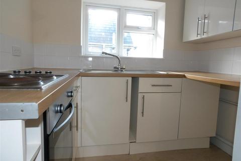 1 bedroom flat for sale, Coychurch Road, Pencoed, Bridgend, CF35 5NG