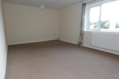 1 bedroom flat for sale, Coychurch Road, Pencoed, Bridgend, CF35 5NG