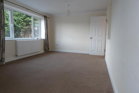 1 bedroom flat for sale, Coychurch Road, Pencoed, Bridgend, CF35 5NG