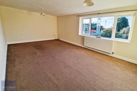 1 bedroom flat for sale, Coychurch Road, Pencoed, Bridgend, CF35 5NG