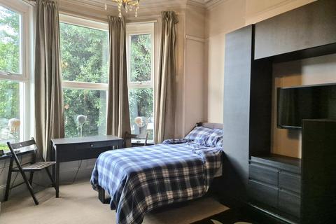 Flat 1, 18 Bristol Road Lower, Weston-super-mare, BS23 2PW