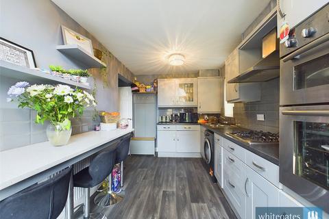 5 Abbeydale Drive, Bradford, BD8 0BS