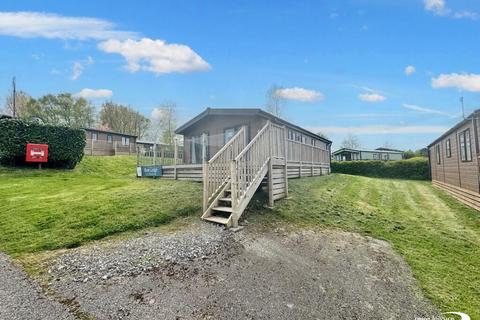 2 bedroom lodge for sale, Docker Holiday Park