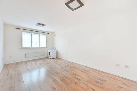 1 bedroom flat for sale, Harrow Road, Kensal Green, London, NW10