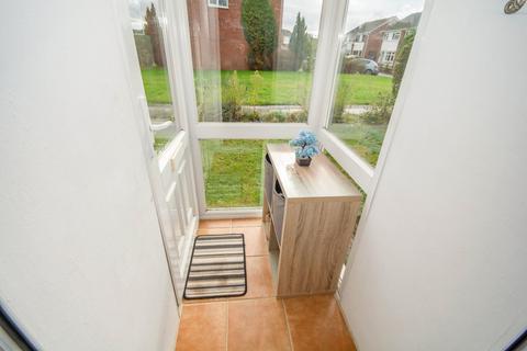 11 Hardy Close, Rugby, CV22 7JA