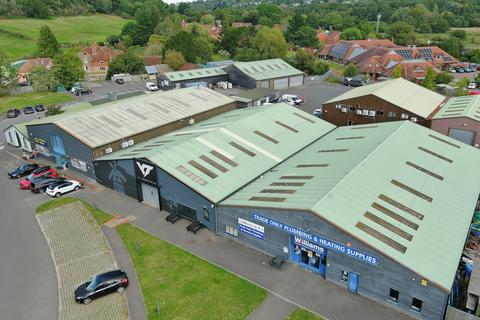 Industrial unit to rent, Pews Corner, Guildford, GU3 1LP