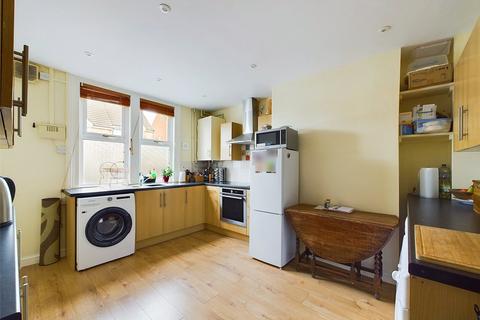 8 Goodwin Court, Gloucester, GL1 5AF