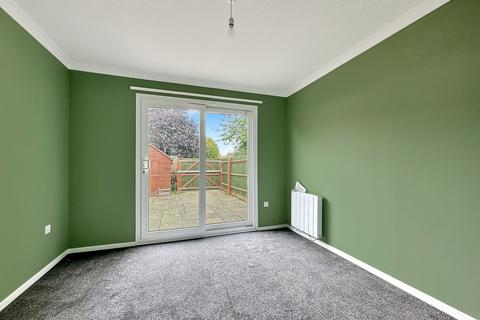 3 bedroom end of terrace house for sale, Mowlands, Huntingdon PE29