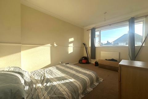 3 bedroom semi-detached house to rent, Butts Road, Southampton SO19