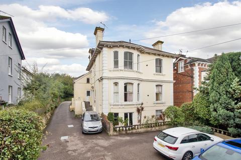 2 bedroom flat for sale, Woodbury Park Road, Tunbridge Wells