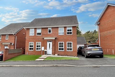 4 bedroom house for sale, Liebert Drive, Manchester M27