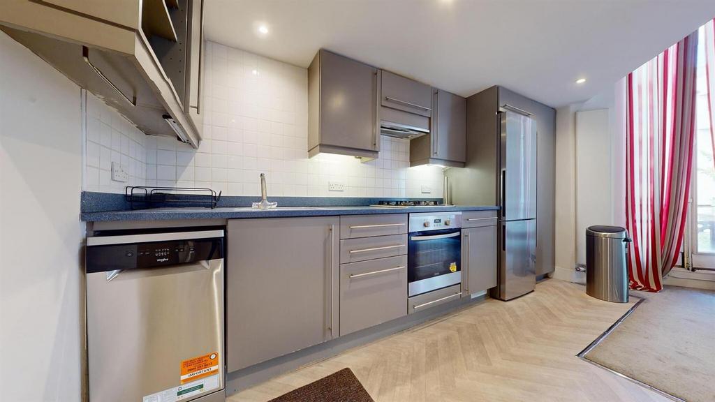 Ft8, 163 Cromwell Rd kitchen 2.jpg