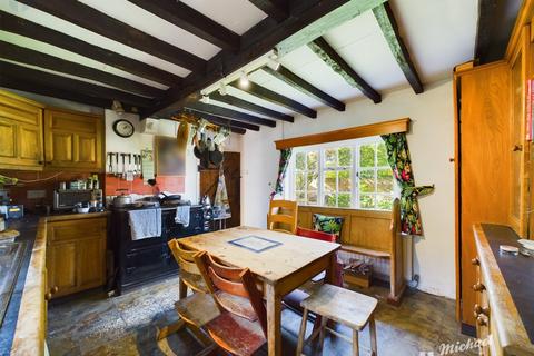 5 bedroom cottage for sale, Church Walk House, Winslow, Buckingham, Buckinghamshire