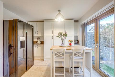 37 Farm Way, Benfleet, SS7 3RG